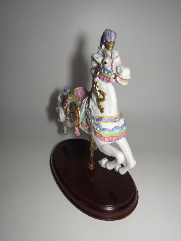 Carousel Charger Horse - Kazzy's Kollectibles